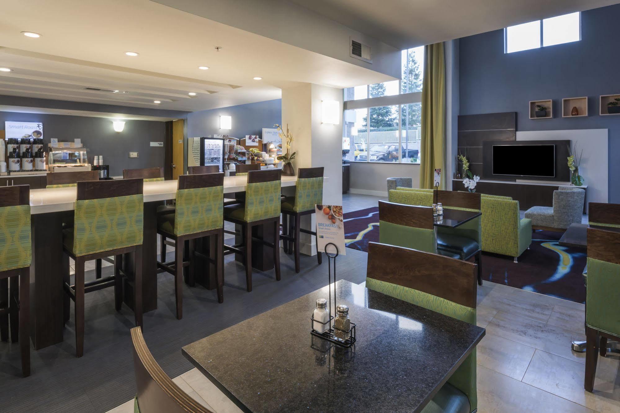 Holiday Inn Express Hotel & Suites Livermore By Ihg Exterior foto