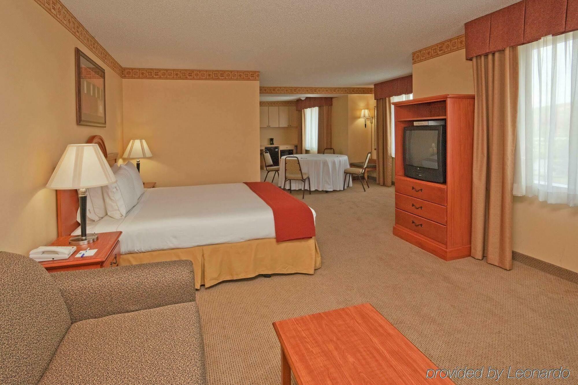 Holiday Inn Express Hotel & Suites Livermore By Ihg Habitación foto